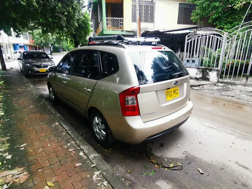 Kia Carens rondó 2.0