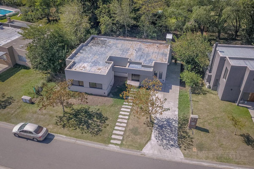 Casa De Una Planta En San Matías Pg