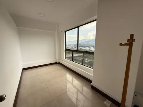 Oficinas En Arriendo Poblado 643-8292282