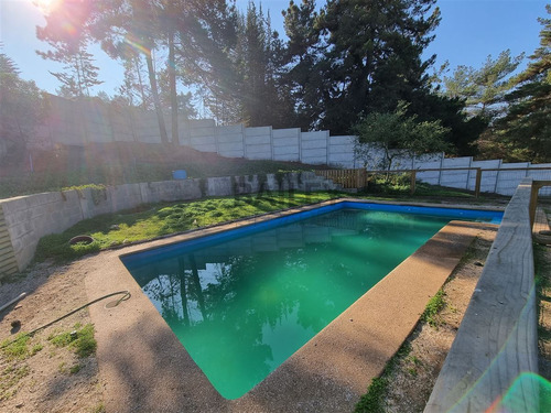 Casa En Arriendo De 5 Dorm. En Viña Del Mar