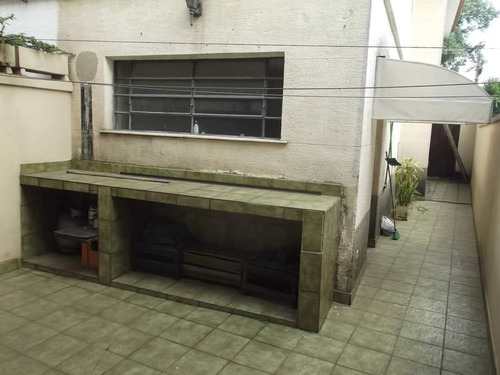 Sobrado 160 M2 4 Dorm. 1 Suite 2 Vagas Cob. Bem Localizado!