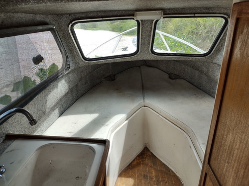 Lancha Tracker Cabinada 620