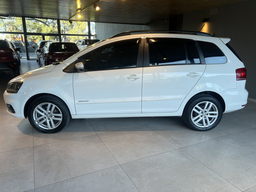 Volkswagen Suran 1.6 Highline Msi 110cv