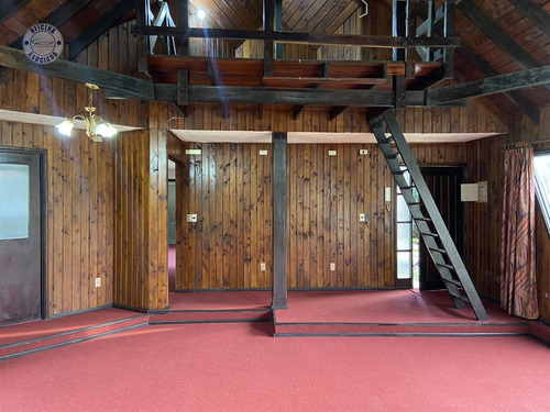 Arrendamos Espaciosa Casa En La Ciudad De Valdivia.