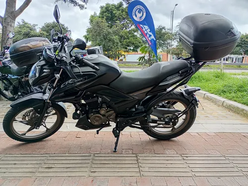 Akt Cr4 200 2024 Casi Nueva Con Apenas 3.300km Maletero