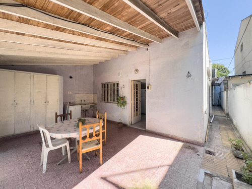 Venta Casa 3 Ambientes En Santos Lugares