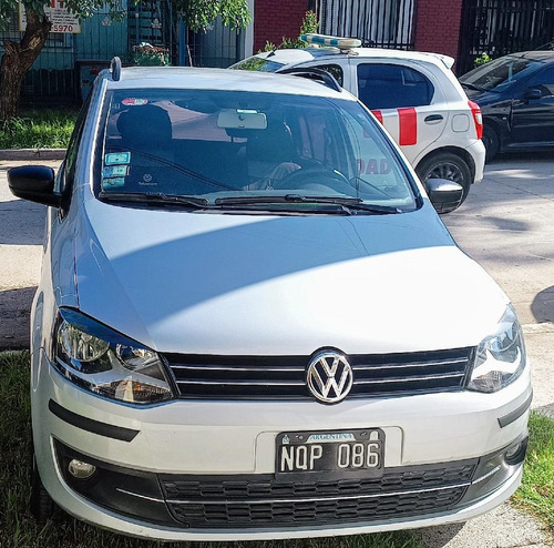 Volkswagen Suran 1.6 Comfortline 101cv