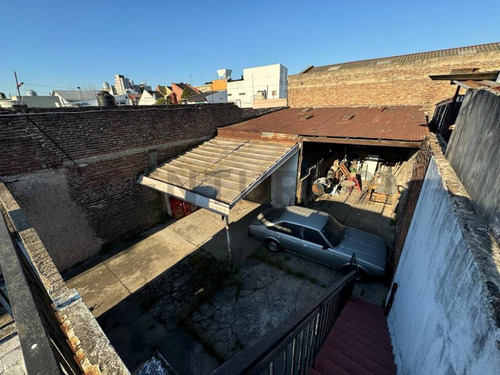 Venta Casa 3 Ambientes Con Galpón
