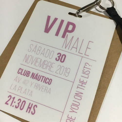 Invitación Vip Simil Pvc 15 Años Pase X50 Cordon C/herraje