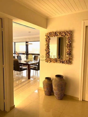 Piso Alto En Brava- Ref: 4024