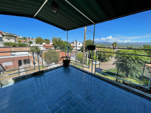 Imagen 9 de 14 de Casa En Venta En Barrio Malvinas