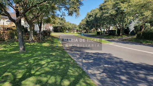 Imagen 12 de 13 de Lote Sobre La Laguna En Venta, Barrio Santa Barbara