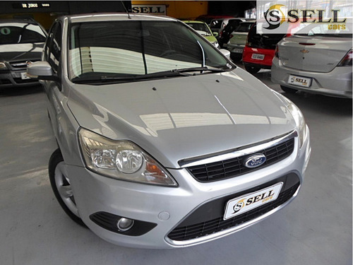 Imagem 1 de 13 de Ford - Focus Hatch 2.0 Manual 2011 Completo