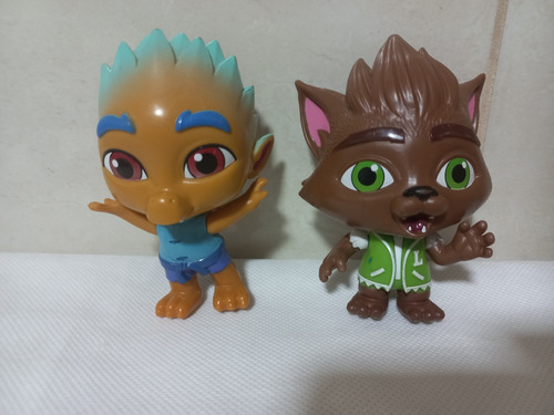 Bonecos Super Monsters Netflix Hasbro 