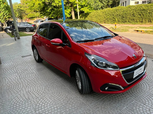Peugeot 208 1.6 Allure Nav Tiptronic