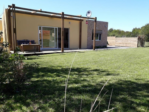 Casa En Alquiler Por Temporada De 1 Dormitorio En Balneario Buenos Aires (ref: Bpv-8415)