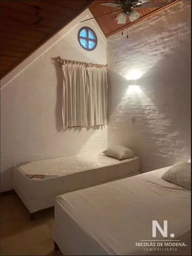 Vende Casa En Primeras Paradas De Playa Mansa Próxima Al Mar, Punta Del Este