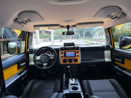 Toyota Fj Cruiser 4.0 V6 At 4x4