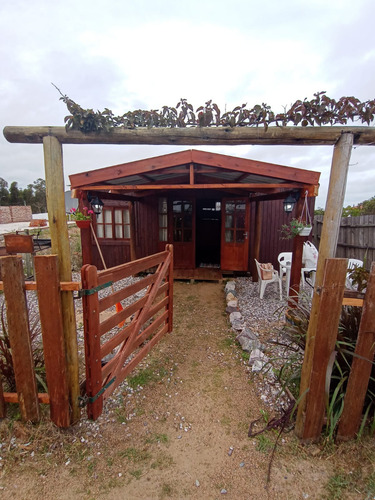 Alquilo Hermosa Cabaña Madera, San Luis, 300 M. De La Playa