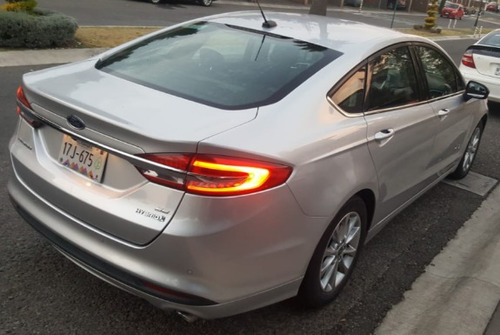 Imagen 6 de 15 de Ford Fusion 2017 2.0 Se Híbrido Cvt