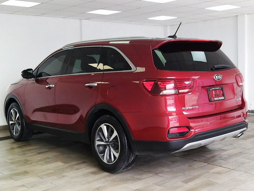 Imagen 6 de 15 de Kia Sorento Ex 2.4 2019 Rojo
