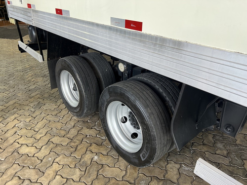 Caminhão 3/4 6x2 9.170 Truck Trucado Refrigerado Ñ 1316 1017