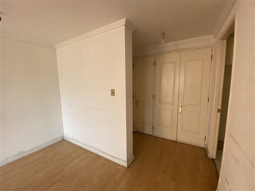 Departamento En Venta De 1 Dorm. En Las Condes