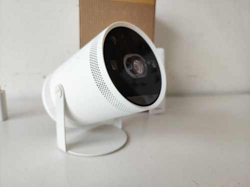 Proyector Portátil The Freestyle Samsung Fhd - Leer