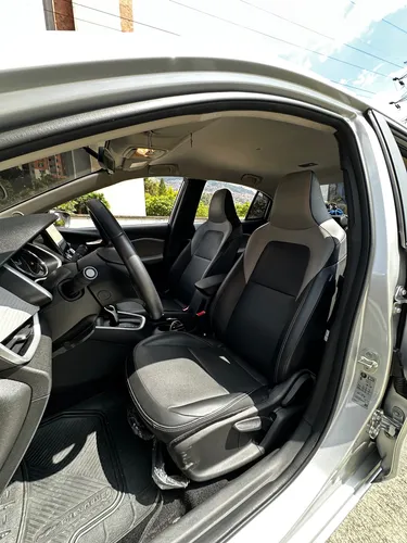 Chevrolet Onix 1.0T Premier Sedan At