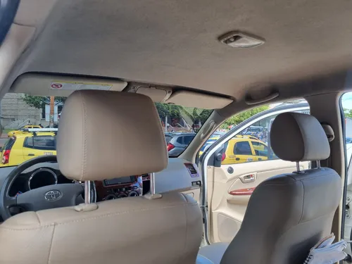 Toyota Fortuner SR5 4.0 AT 4X4