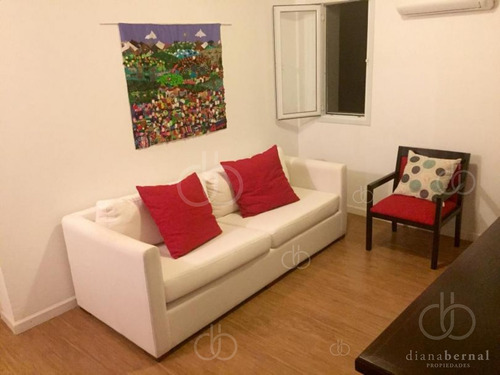 Imagen 5 de 16 de Moderna Casa A Pasos De Playa Mansa