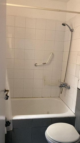 Oportunidad ! Departamento En Venta De 3 Ambientes Con Patio