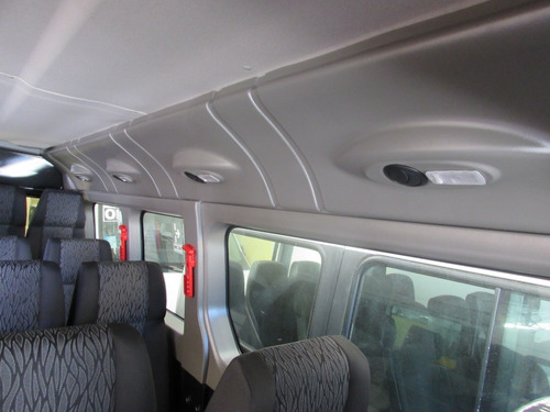 Imagem 9 de 14 de Renault Master Executiva L3h2 Preta