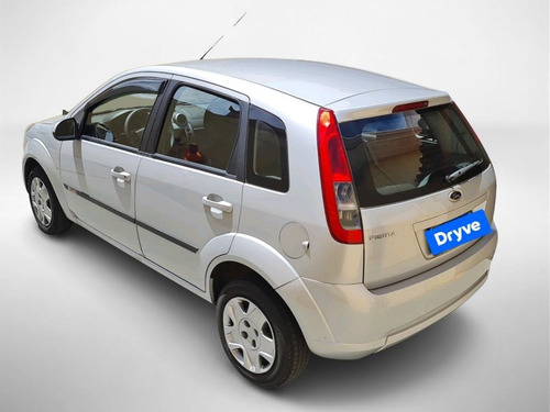 Imagem 4 de 11 de Ford Fiesta 1.6 8v Flex