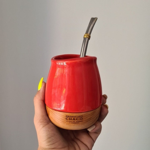 Mate Productos Chaco Porteñito De Cerámica Y Base De Madera Color Rojo