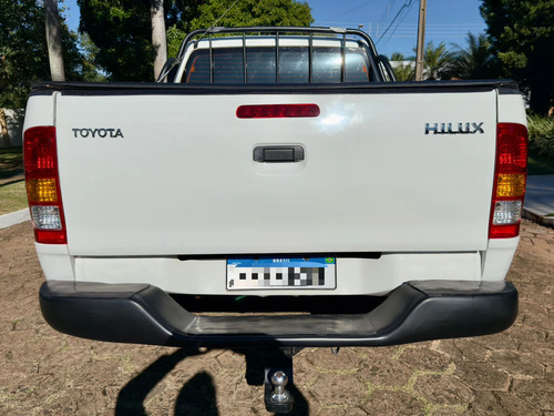 Toyota Hilux 2.5 Cab. Dupla 4x4 4p
