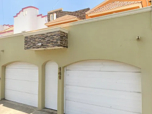Casa En Venta En Costa Sol, Boca Del Río, Veracruz En Calle De Hermenegildo Galeana # 141. Cd*
