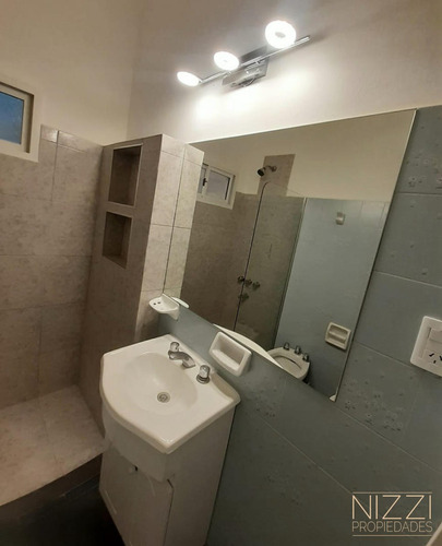 Imagen 5 de 7 de 2 Amb Con Patio Propio - Plaza Colón - Ref: 1531