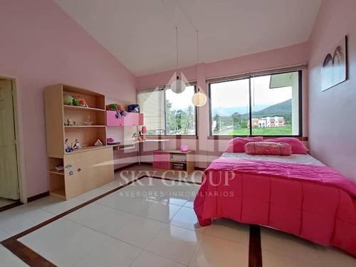 Imagen 4 de 14 de Casa En Urb. Guataparo, Nac-241