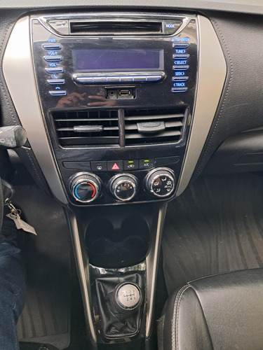 Toyota Yaris 1.3 Xl 16v 5p