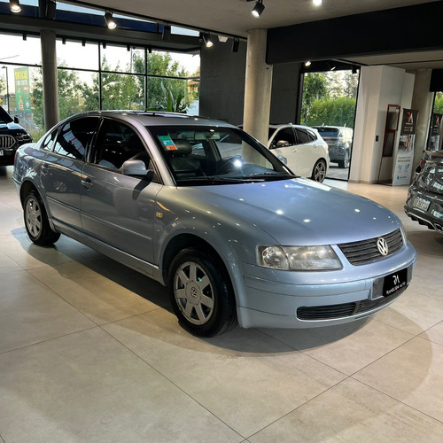 Volkswagen Passat 2.8 V6 Tiptronic