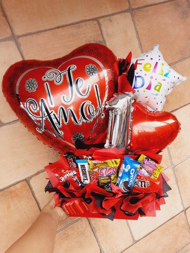 Imagen 5 de 10 de Arreglos De Globos Para Cumpleaños Aniversarios Mamá Niños