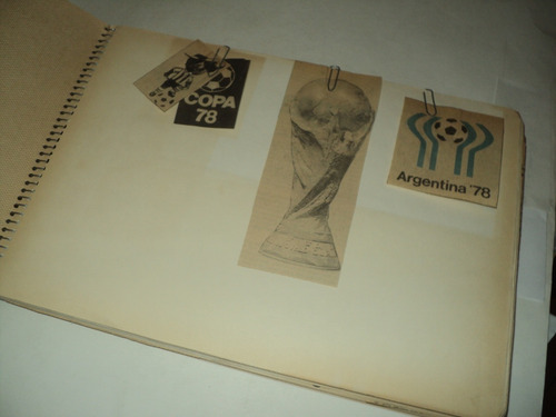 Imagem 2 de 10 de Caderno - Recortes Matéria Copa Do Mundo 1978 - Argentina