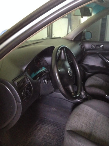 Volkswagen Golf 2004 1.6 5p