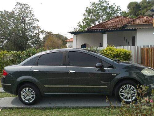 Imagem 2 de 7 de Fiat Linea 2012 1.8 16v Essence Flex 4p