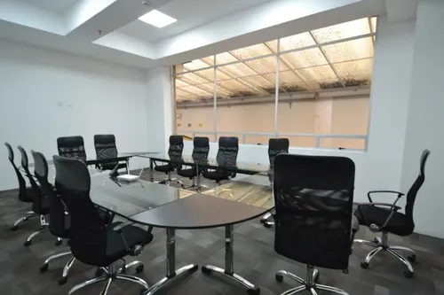 Oficina En Arriendo En Chico Norte Ii Sector. Cod A21949