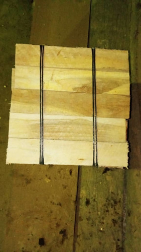 Piso De Parquet En Especie De Madera Teca
