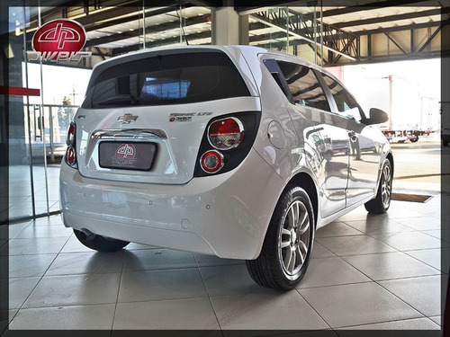 Imagem 14 de 17 de Chevrolet Sonic Ltz 1.6 Flex 2013