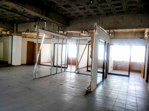 Fracc. Costa Azul Pisos Para Oficinas En Avenida Costera
