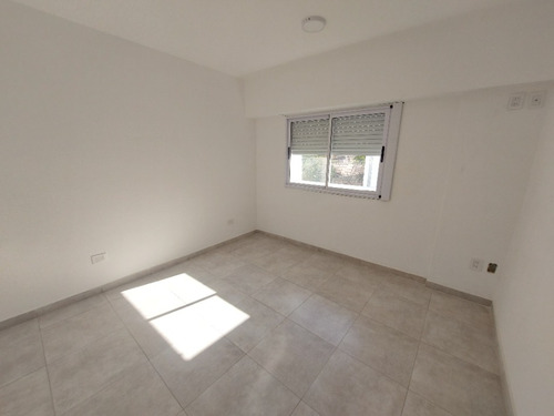 Departamento Tipo Casa En Alquiler En Lanus Oeste